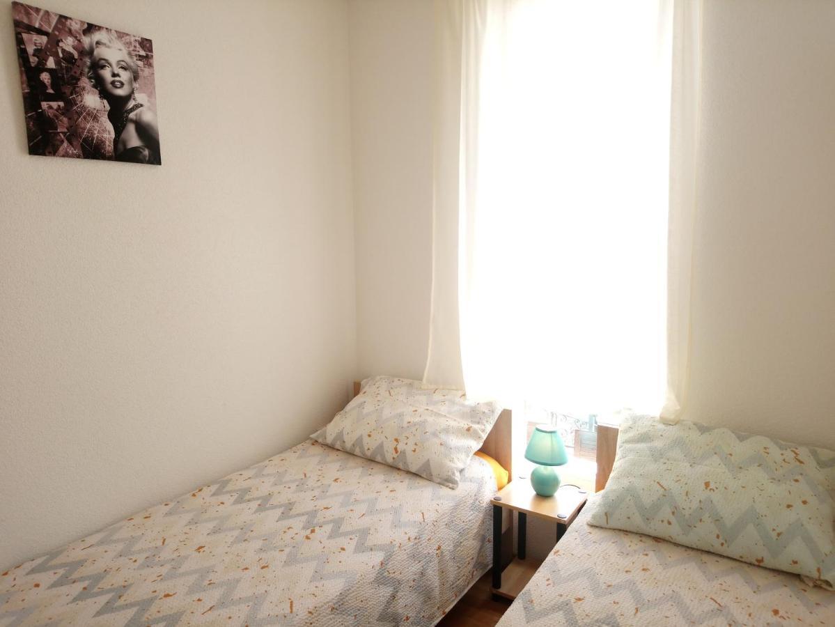 Charming Hill Apartman *